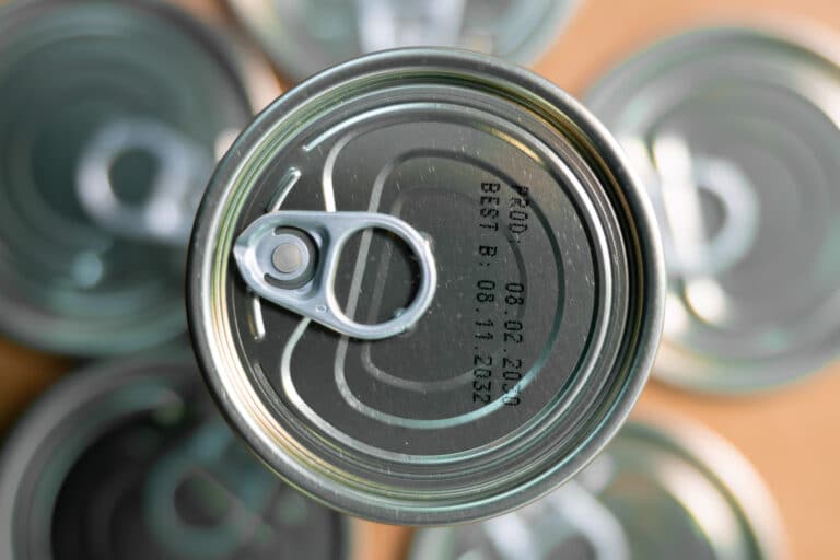 Mindesthaltbarkeitsdatum auf Metalldose direkt bedruckt