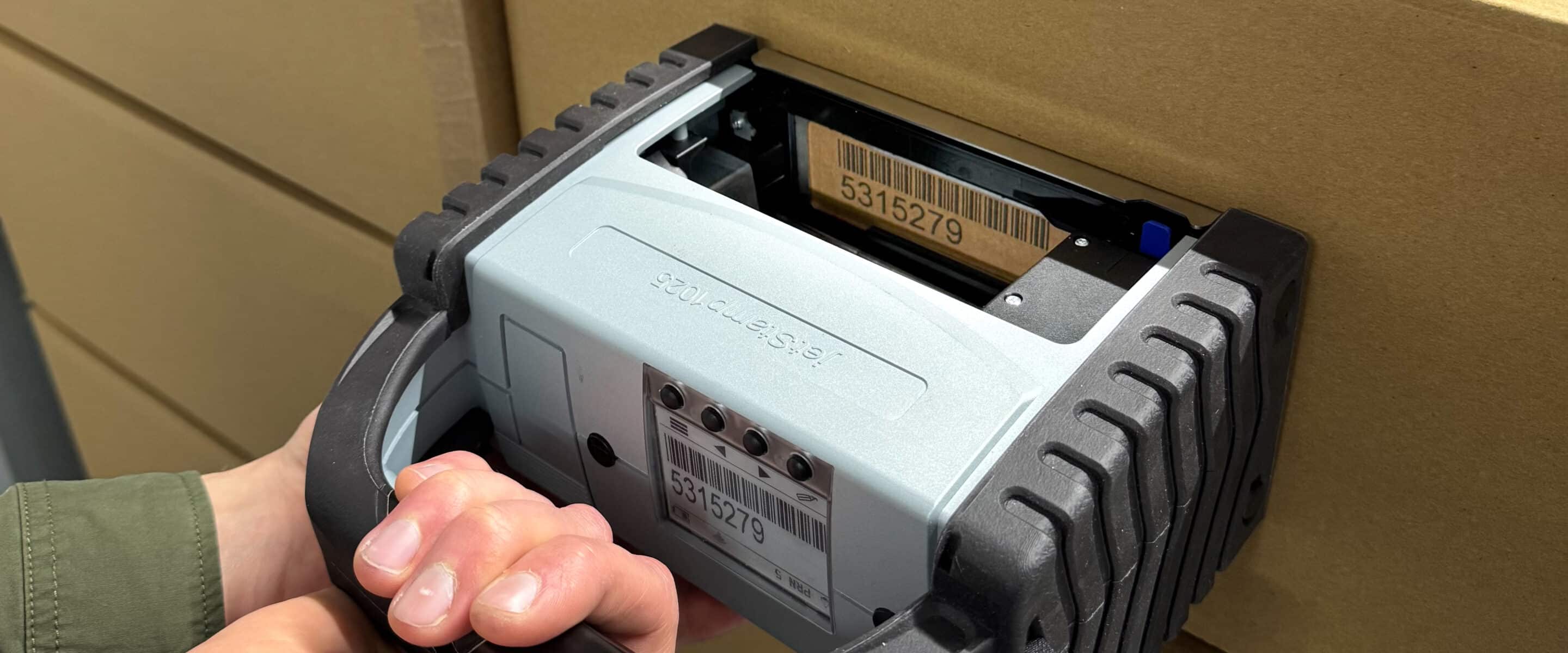 jetStamp 1025 sense for barcode printing on cardboard