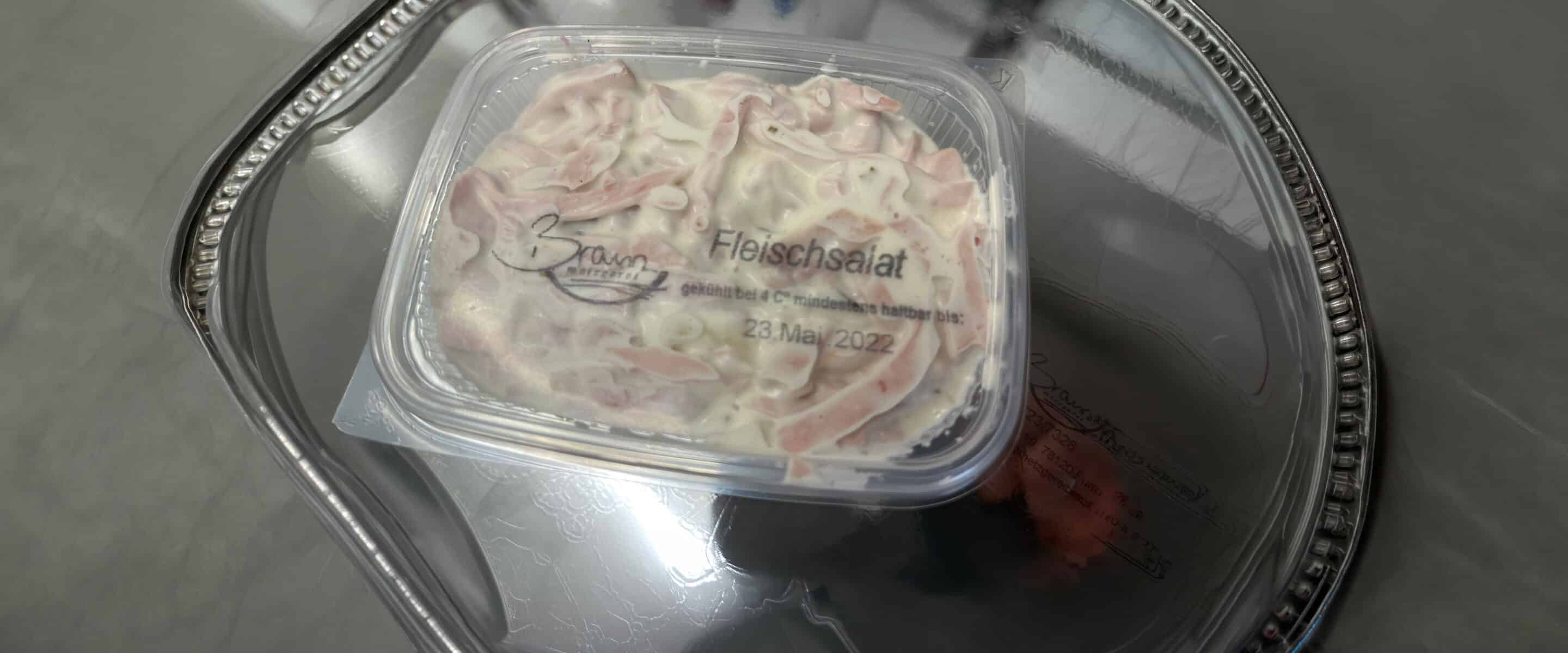 Lebensmittelverpackung mit aufgedruckter Produktkennzeichnung